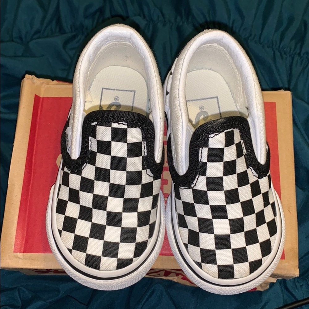 Toddler Checkered Vans (Classic Slip-On)